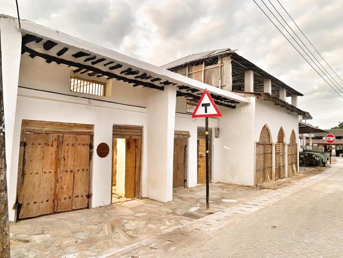 Firefly Boutique Lodge Bagamoyo Exterior photo